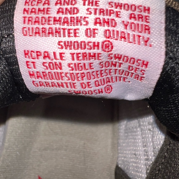 KCPA Men’s Sneakers - Picture 8 of 9